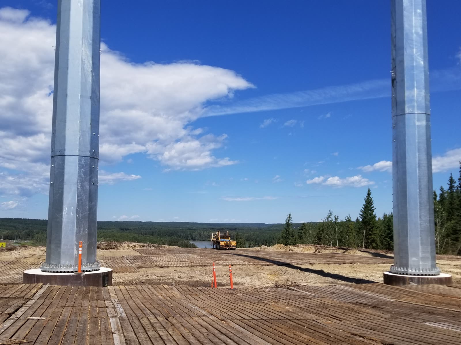 Transmission monopole shafts erected on completed pile foundations